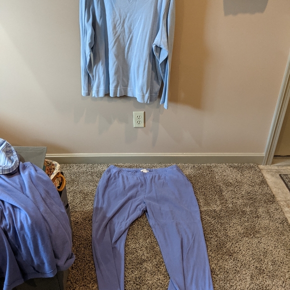 3 piece lounge set - Picture 2 of 2